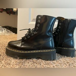 Doc martens men’s size 8 women’s size 10